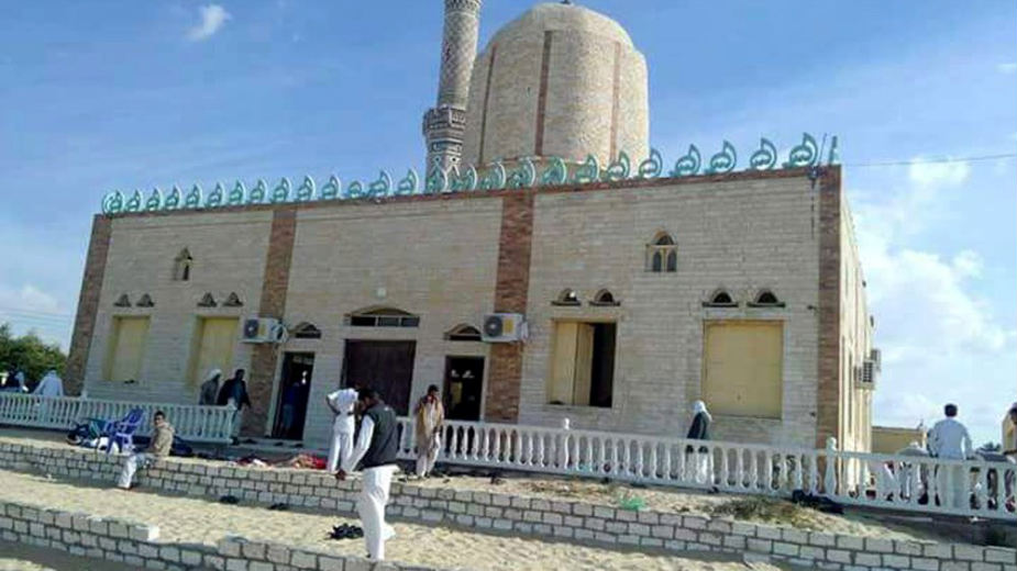 U napadu na džamiju više od 230 poginulih 1