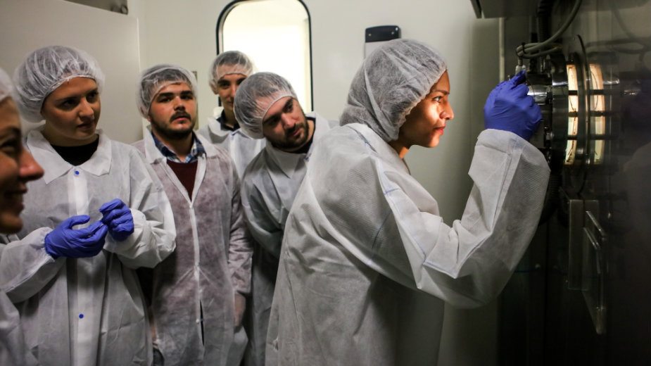 Danas više nije dovoljno da samo završite fakultet 3 Danas više nije dovoljno da samo završite fakultet 3