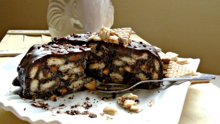 Recept nedelje: Keks torta sa makom 2 Recept nedelje: Keks torta sa makom 2