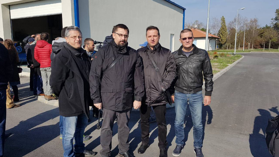 Republika i pokrajina sa različitim tumačenjima 1