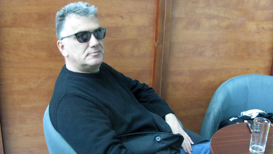 Cane Partibrejkers: Svi smo mi "daljinski" u rukama svojih žena 1