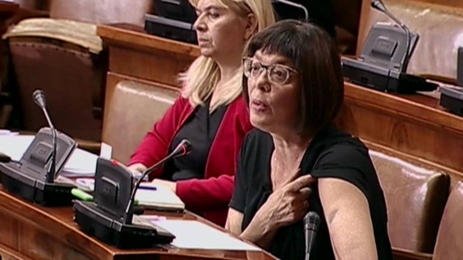 Gojković pokazala modricu; Obradović: Sama se povredila 1