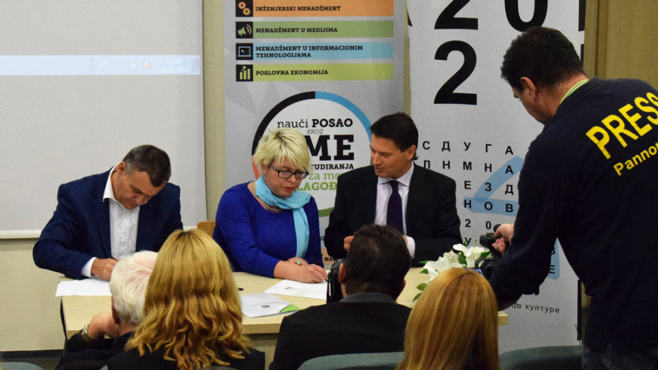 Održana Konferencija posvećena manjinskim i lokalnim medijima 1 Održana Konferencija posvećena manjinskim i lokalnim medijima 1