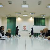 Vukosavljević sa predstavnicima Grupe za slobodu medija 13