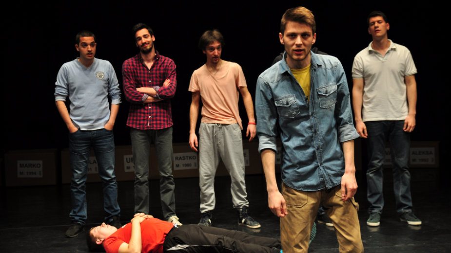 Zašto treba pogledati predstavu Muškarčine? 3