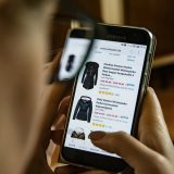 Ko više kupuje preko interneta: žene ili muškarci? 5