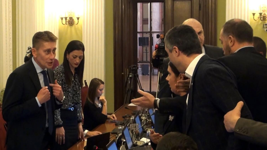 Obradović: Ne priznajem Vučićev, već samo sud naroda 1