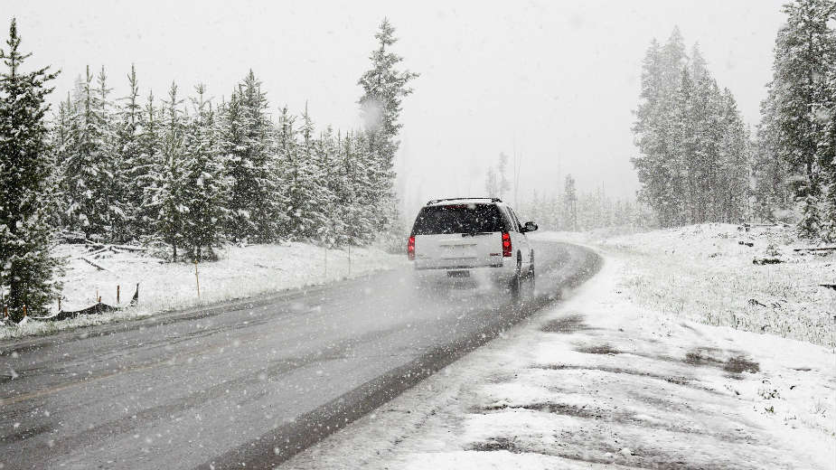 Maksimalan oprez u vožnji zbog kiše i snega 1