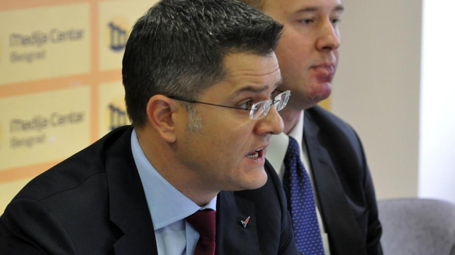 NS traži ocenu ustavnosti zakletve 1