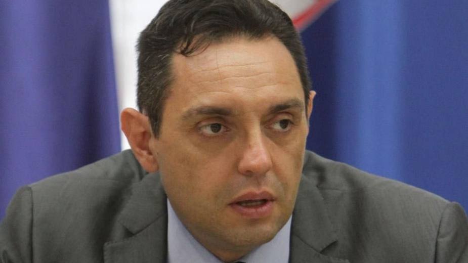 Vulin pozvao Vučića da ne odustaje od vanrednih izbora 1