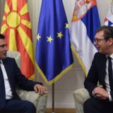 Vučić sutra uručuje Zaevu donaciju u vakcinama 4