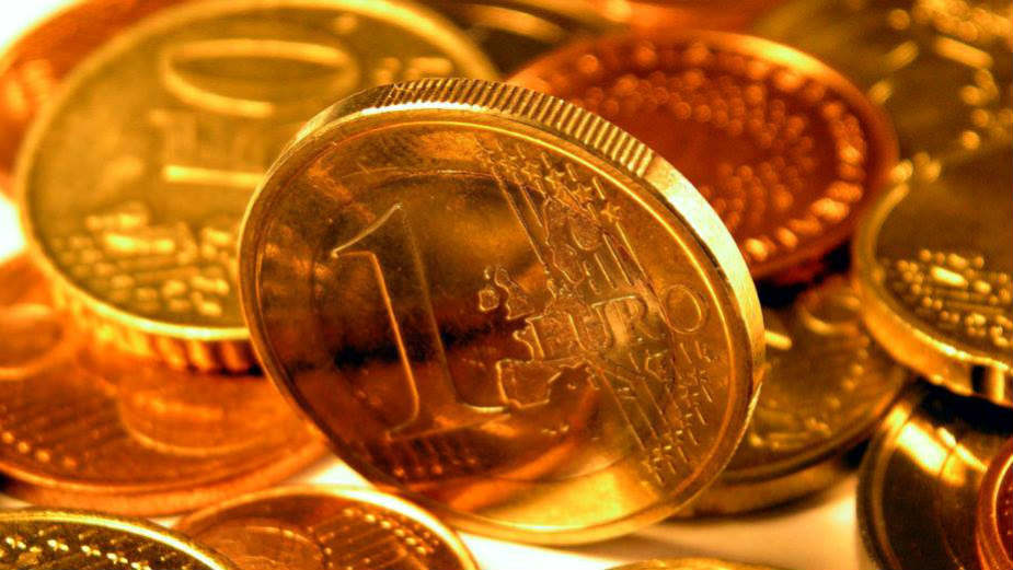 Četvrtina troškova stanovnika EU odlazi na račune 1