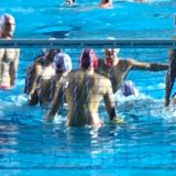 Gledalac gurnuo sudiju u bazen 2