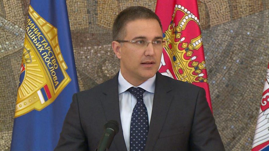 Ministar Stefanović osudio PUF zbog provociranja policije u Zrenjaninu 1