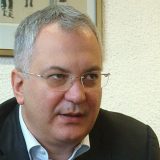 Šutanovac: Razmišljamo da kampanju počnemo sa “pašnjaka” 8