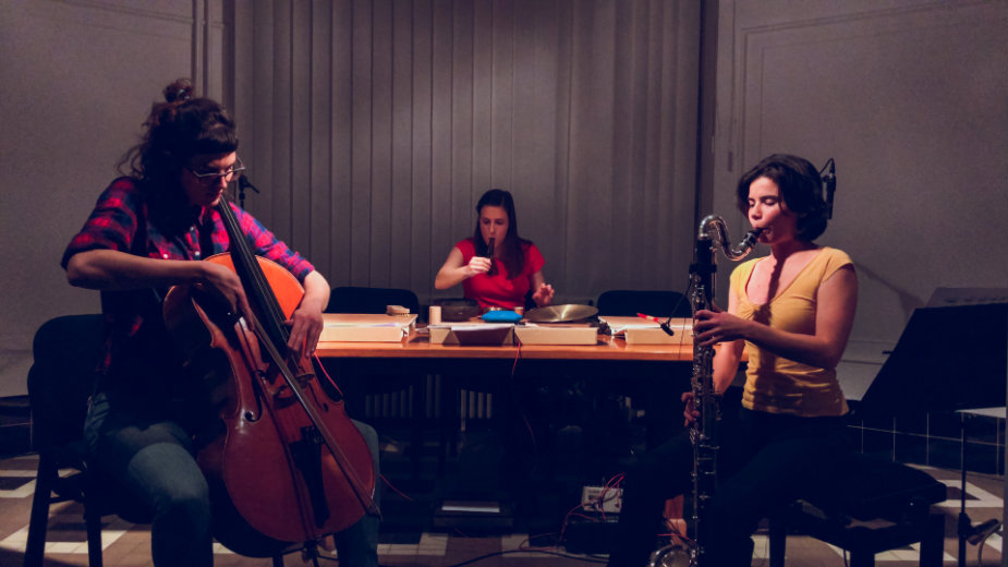 Trio „Down the Rabbit Hole“ i savremeni program u punom sjaju 1