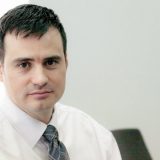 Vraćanje monopola na "mala vrata"? 10