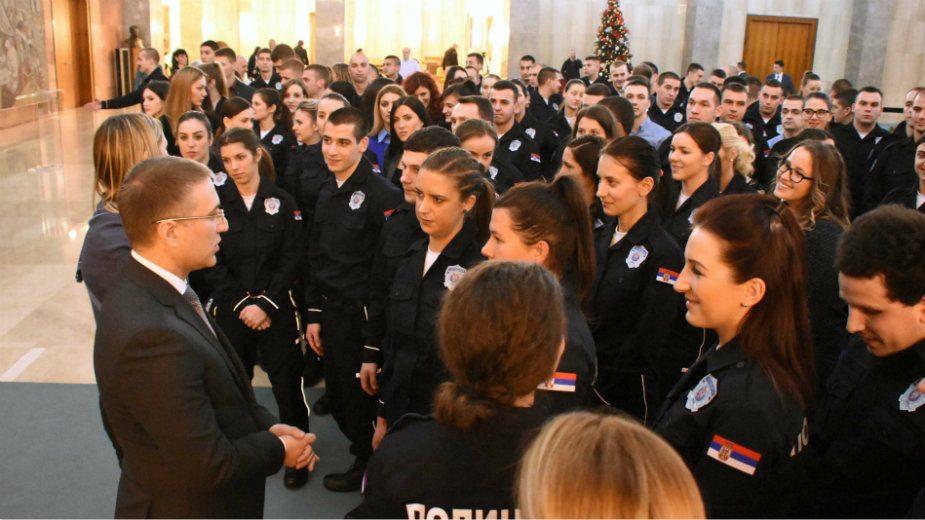 Posao dobilo 140 policajaca 1