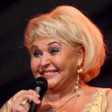 Esma Redžepova: "Divljakuša" moćnog glasa 8