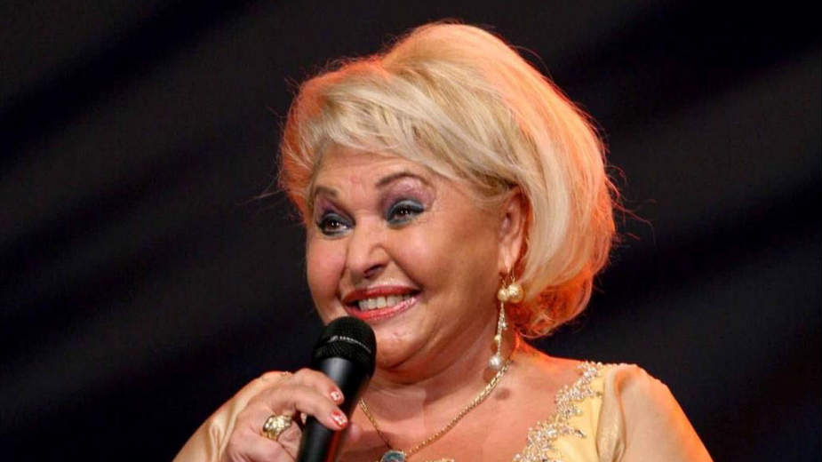 Esma Redžepova: "Divljakuša" moćnog glasa 1