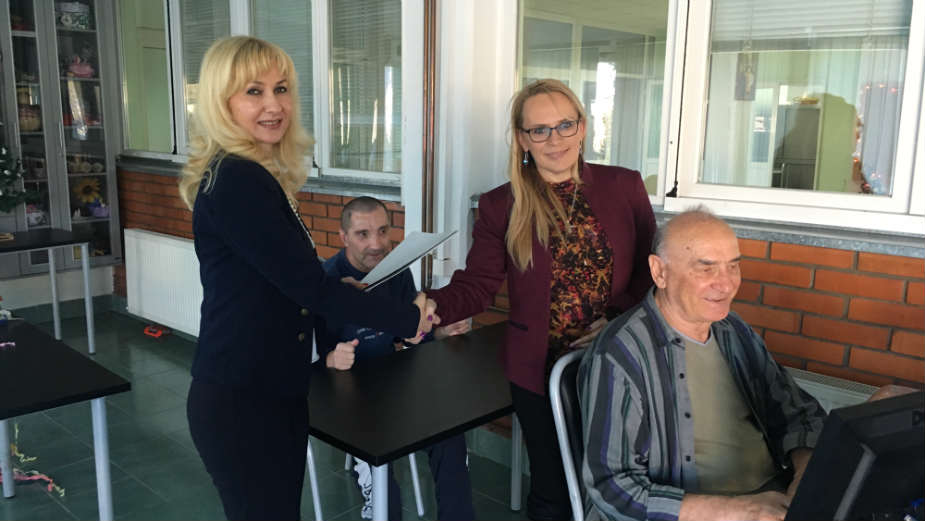 Deset računara za bolju komunikaciju 1