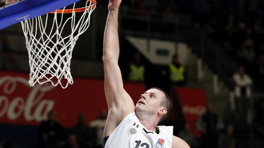 Partizan se teškim porazom od Lokomotive oprostio od Evrokupa 1