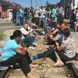 Plaču za mizernim platama, plaču za najgorim radnim mestima 4