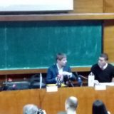 Gujon: U Srbiji ima previše politike 4