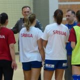 Zagrevanje s Kinom i Kamerunom 12