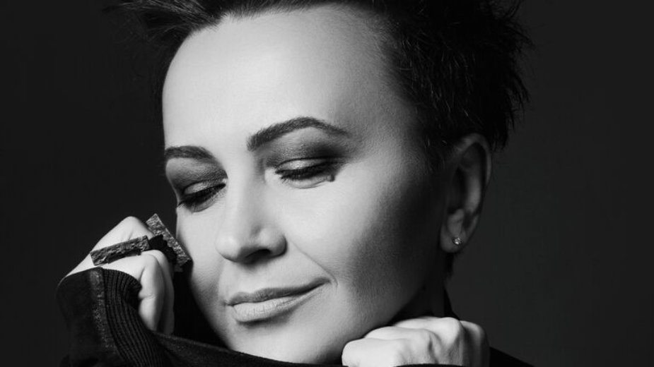 Amira Medunjanin 18. marta u Sava centru sa gudačima 1