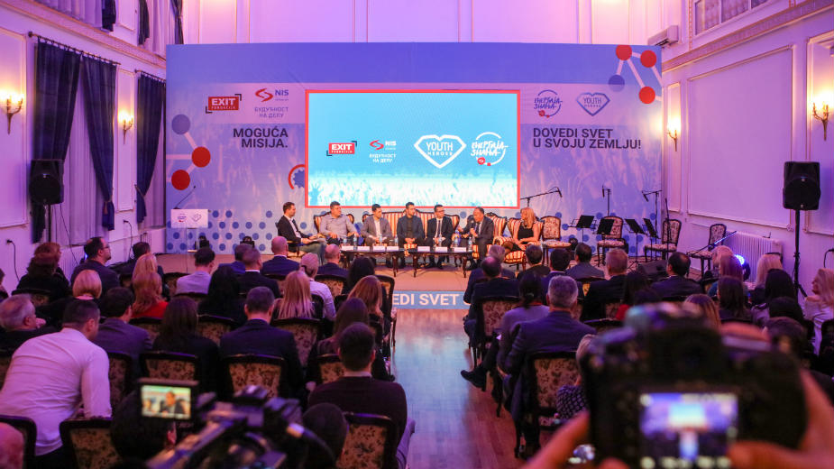 Borba za budućnost počinje danas: Ostanak mladih u Srbiji je prioritet 1