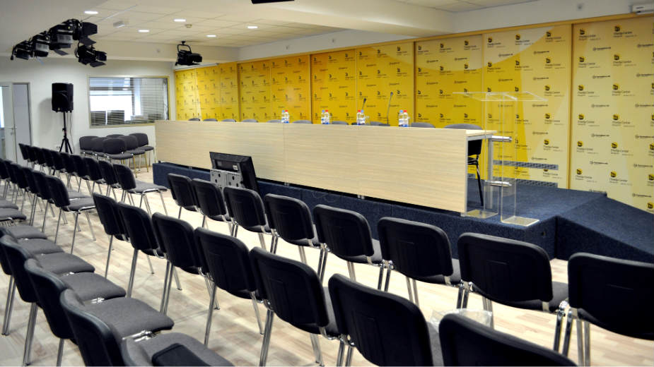 Debata FHPa-a i Danasa 18. decembra 1