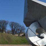 Skulptura “Odande-dovde” treća zadužbina Beogradu 13