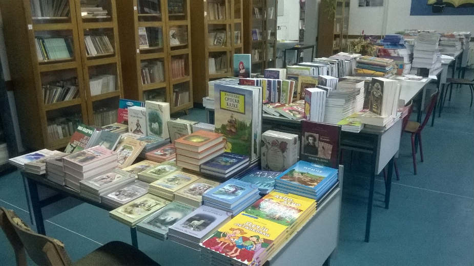Telekom Srbija donirao knjige školskim bibliotekama 1