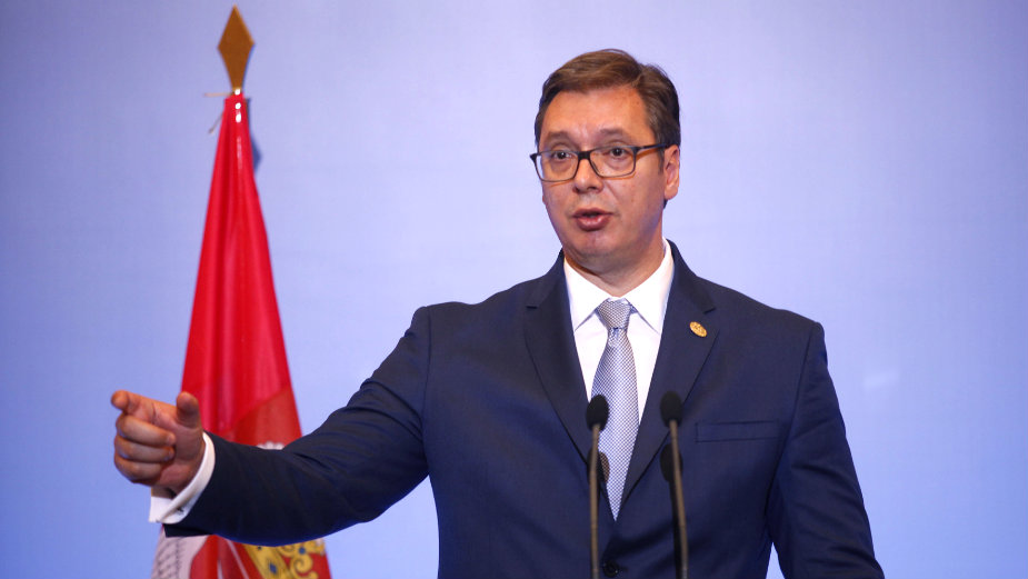 Vučić: Huligani pušteni s lanca, vreme da se privežu 1