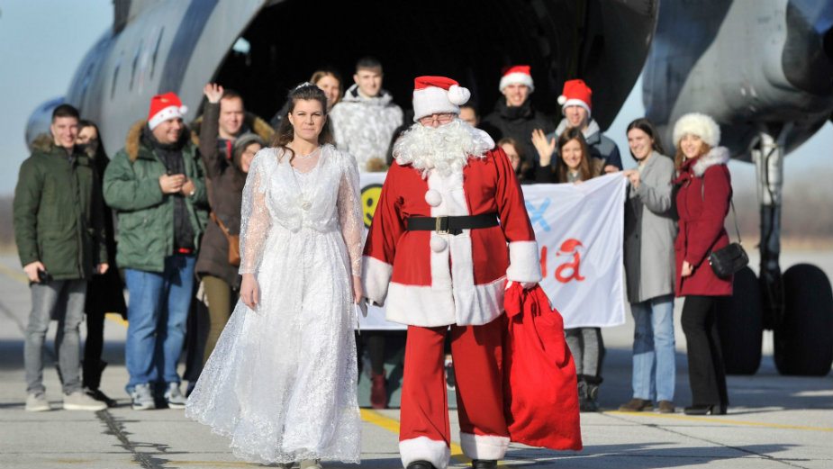 Dedamrazijada na aerodromu „Batajnica“ 1