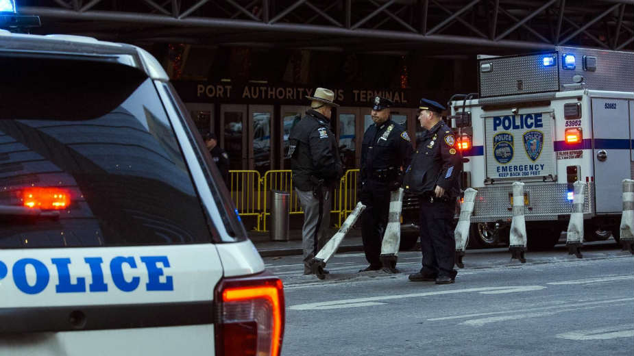Eksplozija na autobuskoj stanici u Njujorku 1