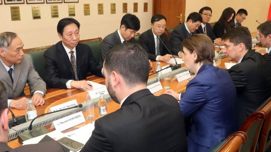 Brnabić: Vlada nastavlja da pruža pomoć kako bi Železara imala uspeha 1