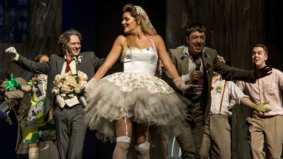 U pozorištu mogu da se pomire i Prva i Druga Srbija 1