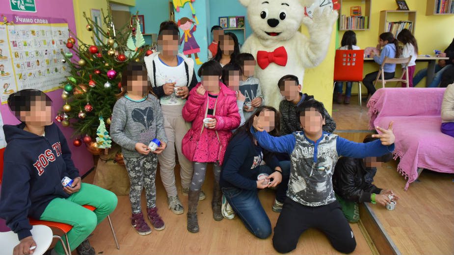 Slatko iznenađenje za mališane iz Svratišta i Zvončice 1