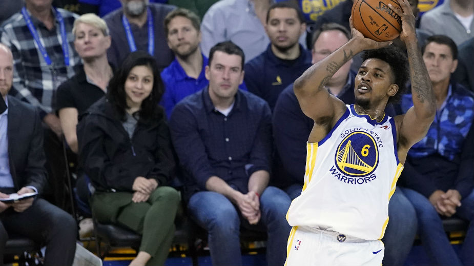 Kari ponovo za istoriju 1