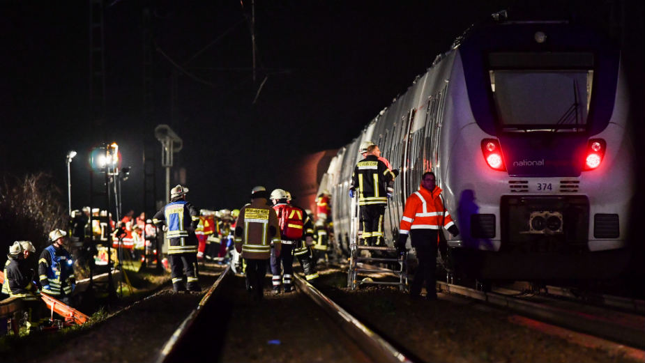 Sudar vozova u Nemačkoj, ima povređenih 1