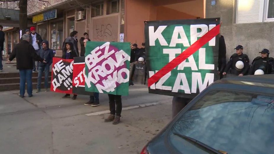 Građanin može da tuži, ali sa ulice 1