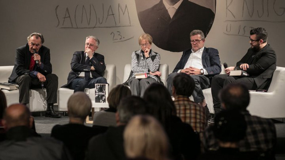 Knjiga "Konstantinović.Hronika" na Sajmu knjiga u Istri 1