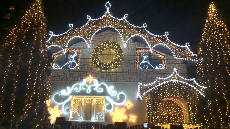 Najlepše okićena kuća u Beogradu ponovo sija 1