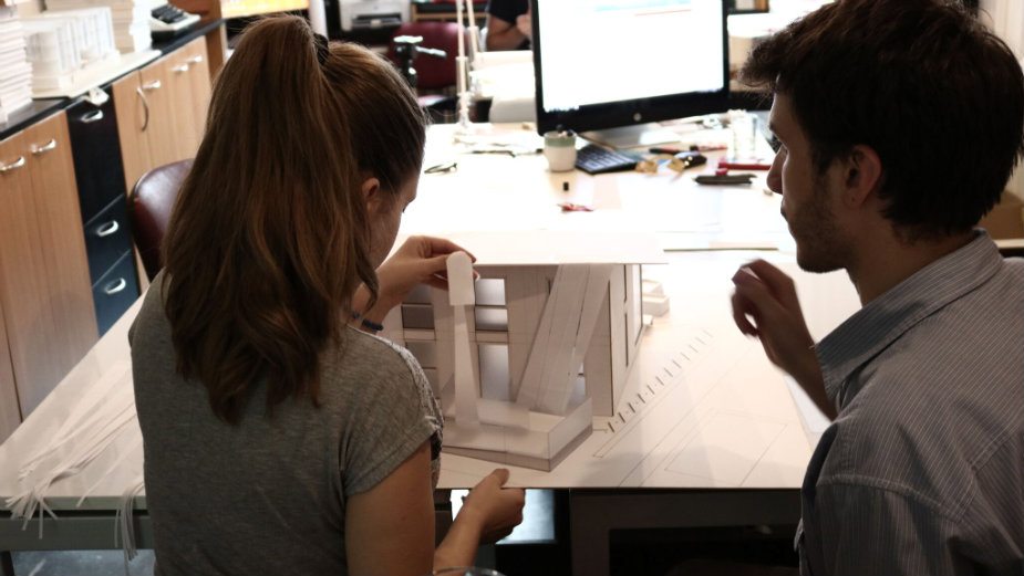 Pustinjska kuća koja je napravljena u Beogradu 3 Pustinjska kuća koja je napravljena u Beogradu 3