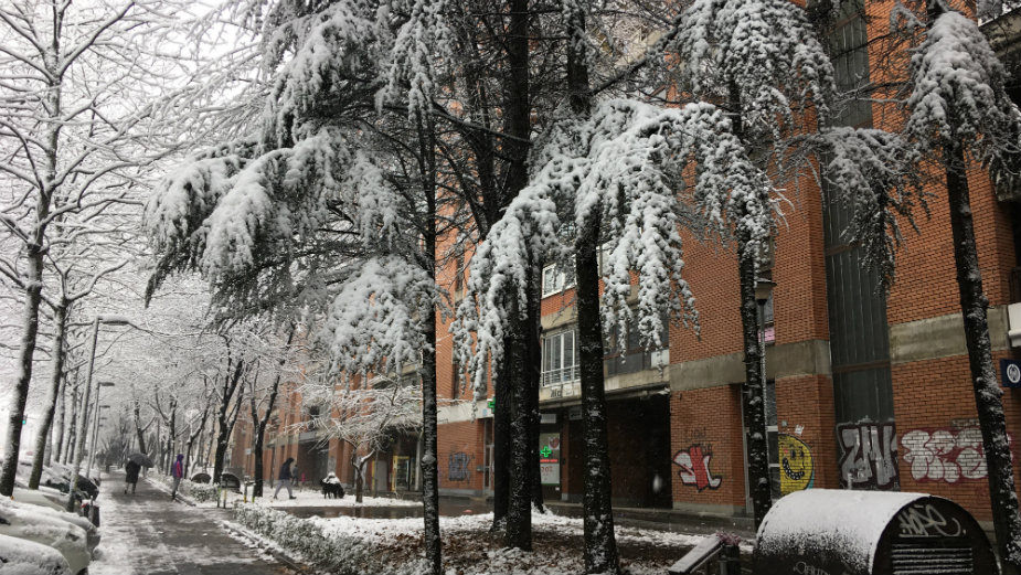 Sneg pomerio derbi 1