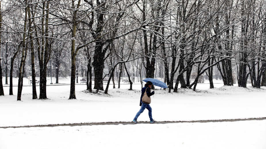 Obilne snežne padavine na istoku Srbije 1