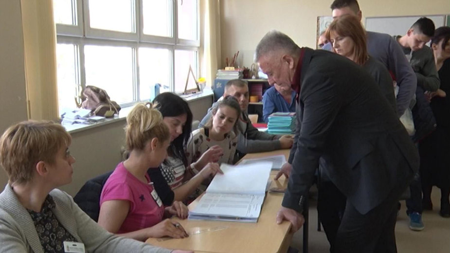 Šutanovac: Ne treba bojkotovati izbore 24. decembra 1