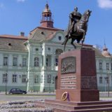 Da gradska skupština promeni naziv u Petrovgrad 10